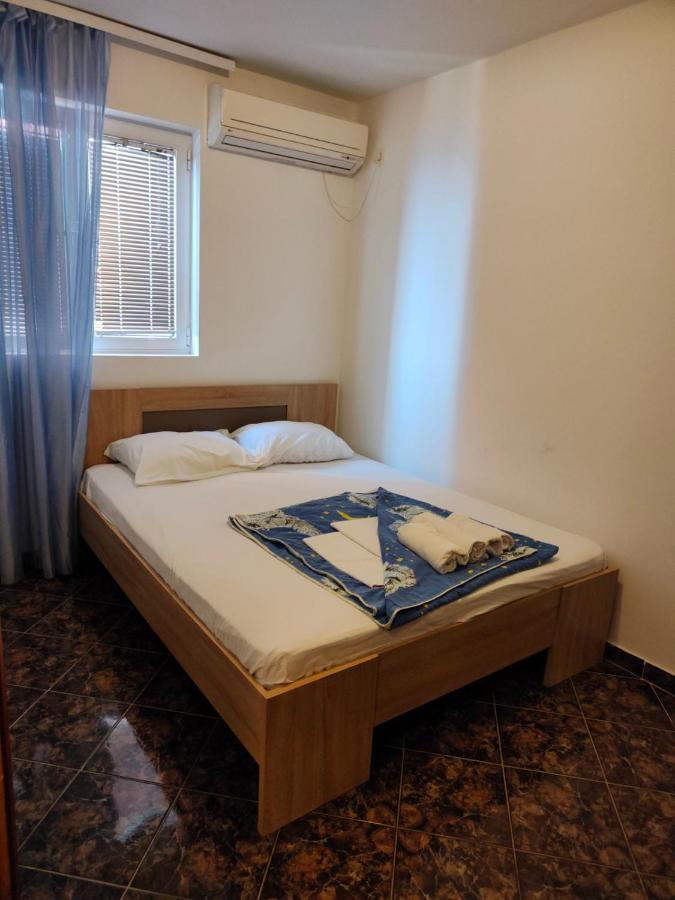 Apartments Drobni Pijesak Petrovac Extérieur photo