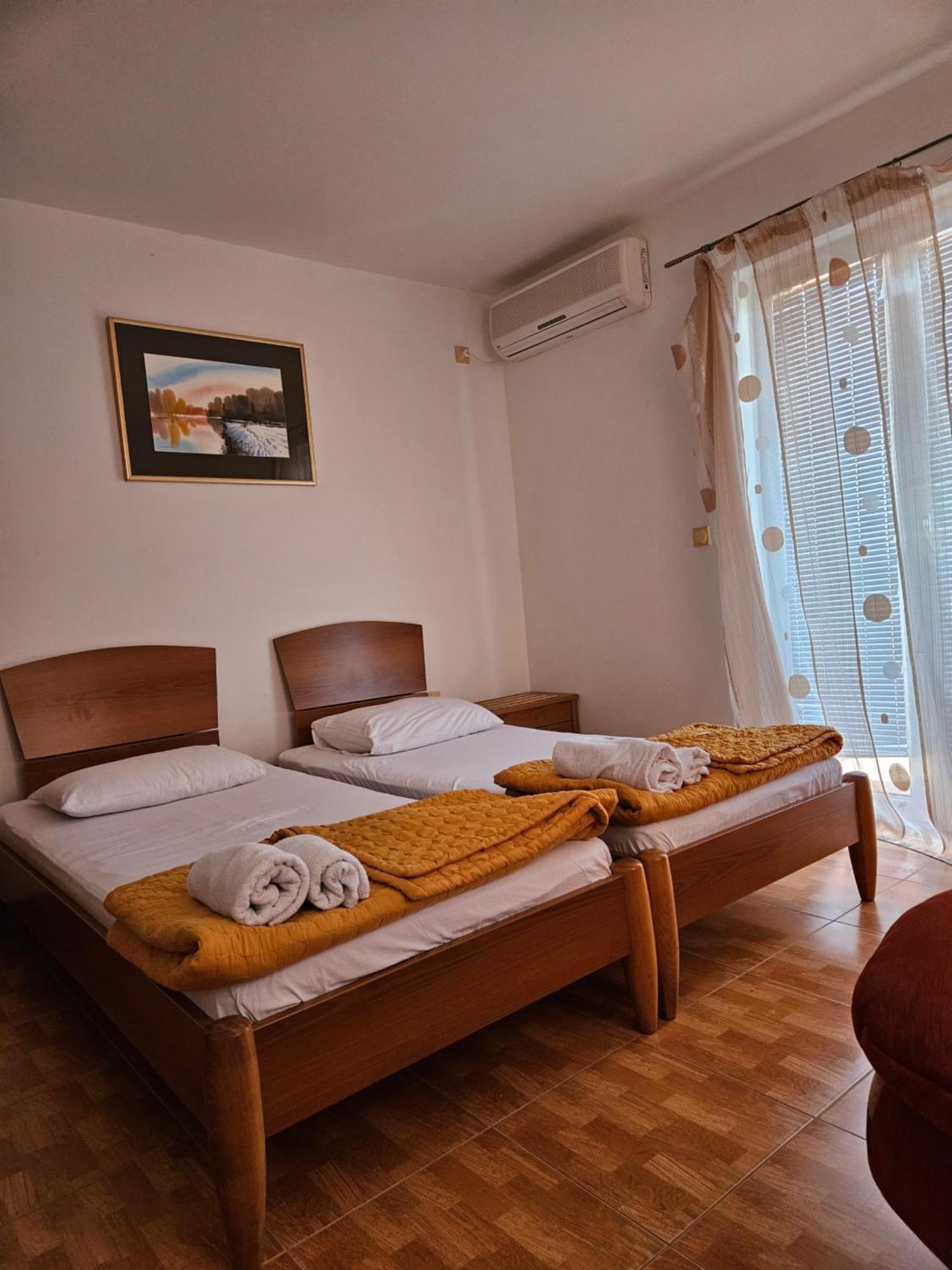 Apartments Drobni Pijesak Petrovac Chambre photo