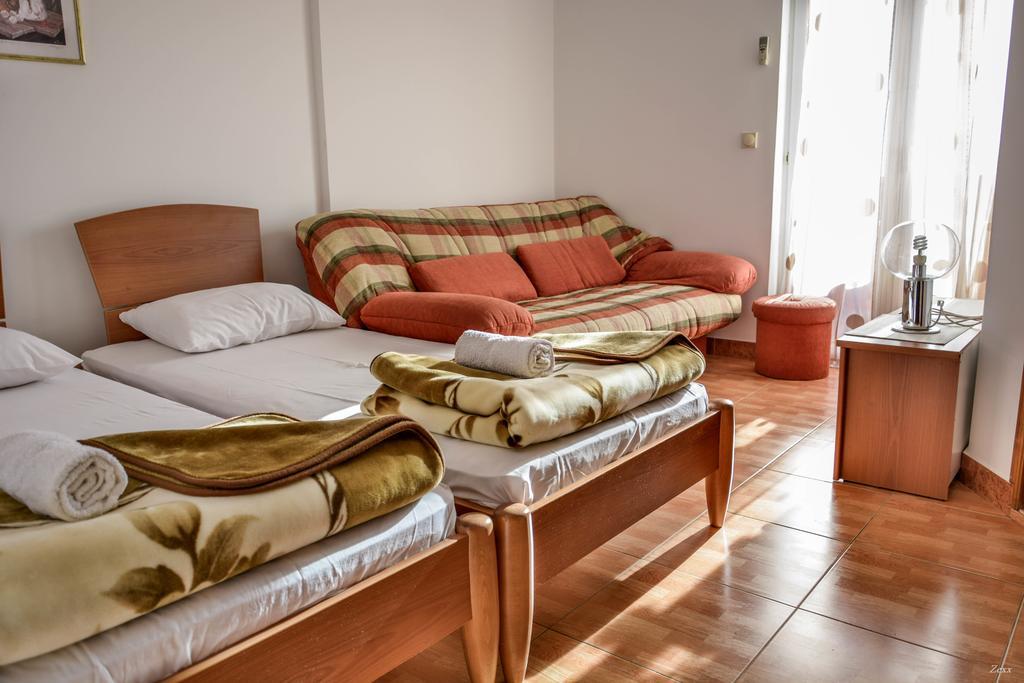 Apartments Drobni Pijesak Petrovac Extérieur photo