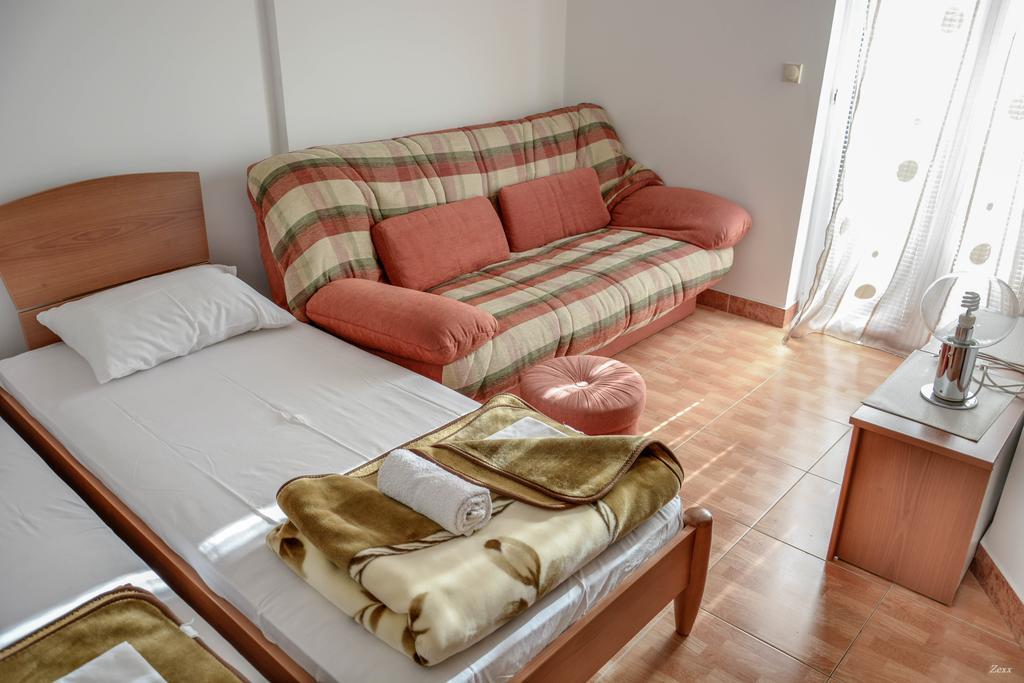 Apartments Drobni Pijesak Petrovac Extérieur photo