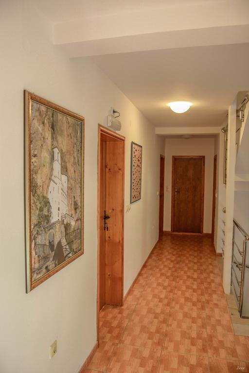 Apartments Drobni Pijesak Petrovac Extérieur photo