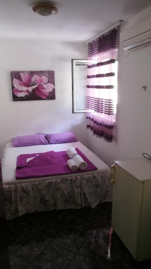 Apartments Drobni Pijesak Petrovac Extérieur photo